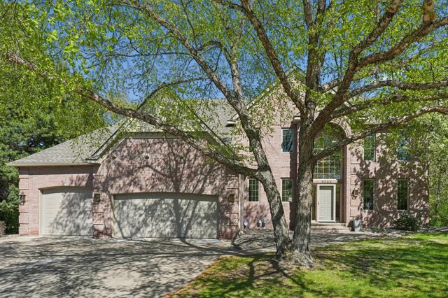 5754 Pond Drive, Shoreview, MN 55126