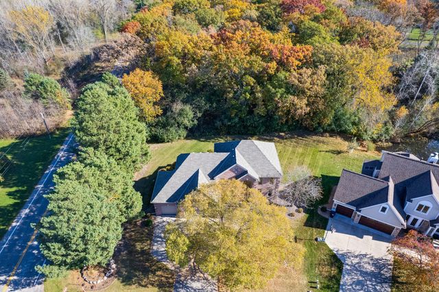 5754 Pond Drive, Shoreview, MN 55126