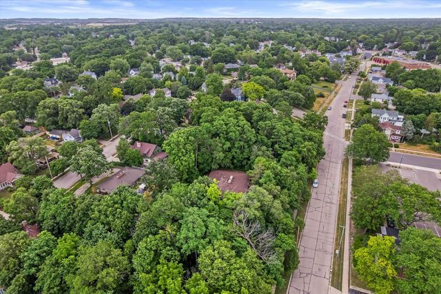 307 Prospect Avenue, Janesville, WI 53545