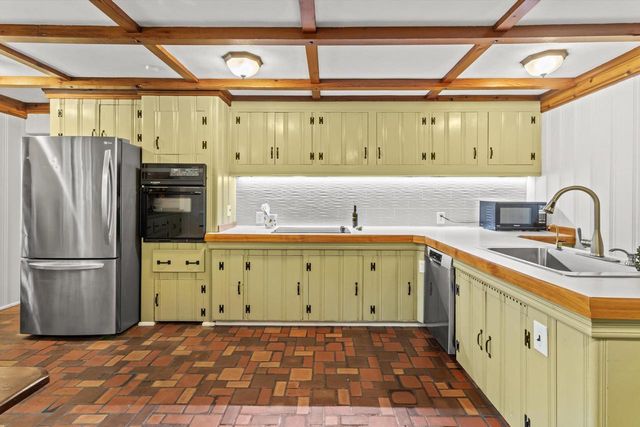 307 Prospect Avenue, Janesville, WI 53545