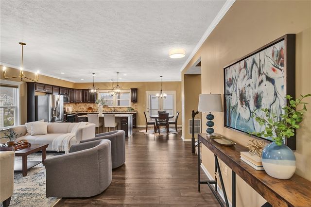 201 Millstream Ln, Jackson Twp, PA 16063