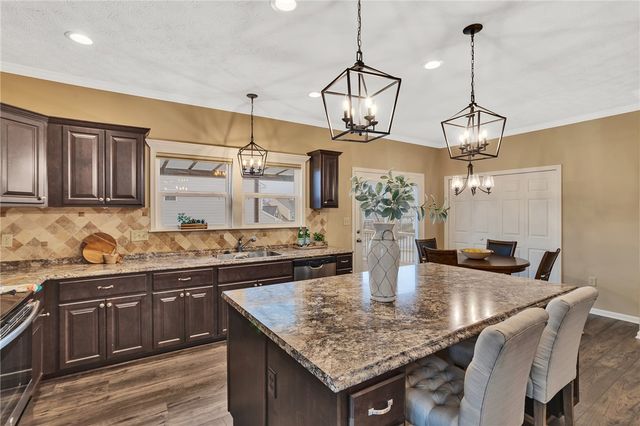 201 Millstream Ln, Jackson Twp, PA 16063