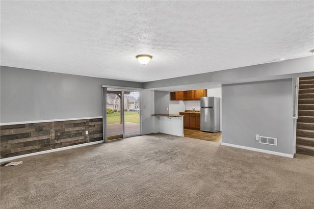 201 Millstream Ln, Jackson Twp, PA 16063