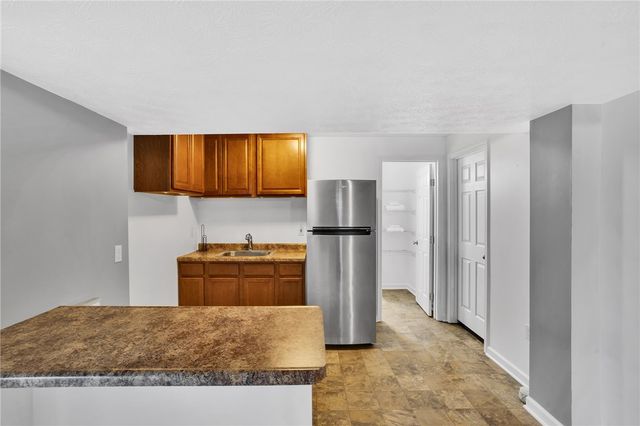 201 Millstream Ln, Jackson Twp, PA 16063