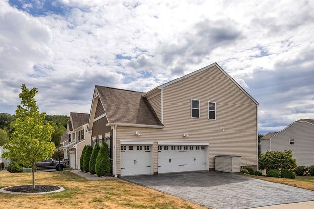 201 Millstream Ln, Jackson Twp, PA 16063