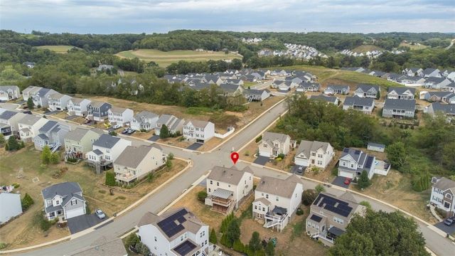 201 Millstream Ln, Jackson Twp, PA 16063