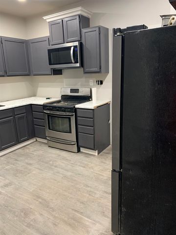 3011 S Hanna Street, Fort Wayne, IN 46806