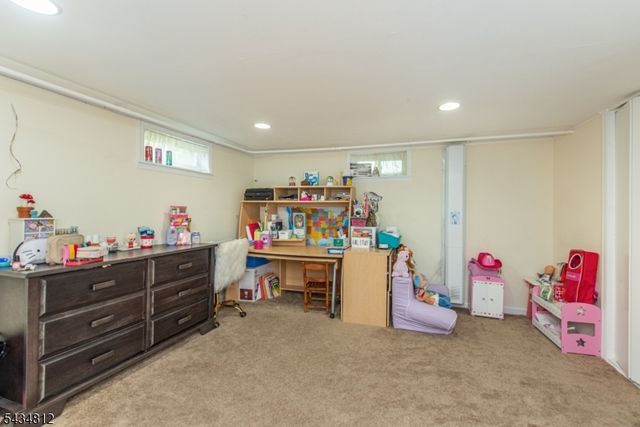 11 Hunters Ln, Sparta Twp., NJ 07871