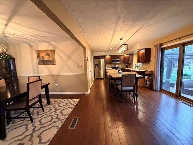 3 Fairway Crossing, Pittsford, NY 14534