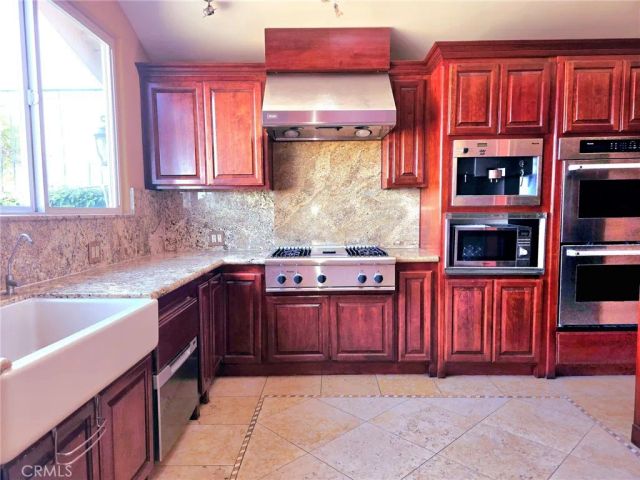 342 Lois, San Pedro, CA 90732