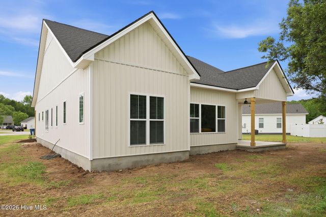 160 Mallison Place, Washington, NC 27889