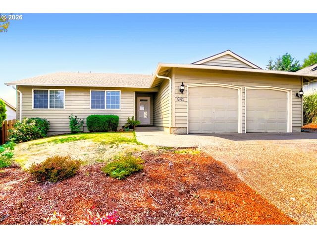 841 12TH St, Lafayette, OR 97127