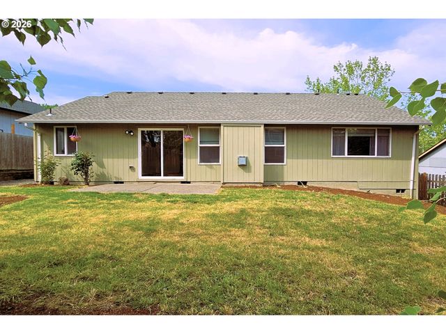 841 12TH St, Lafayette, OR 97127