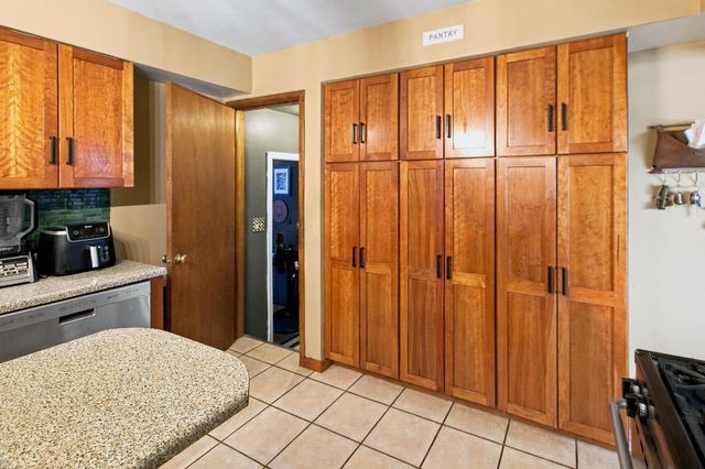 2611 Bethel Road, Columbus, OH 43220