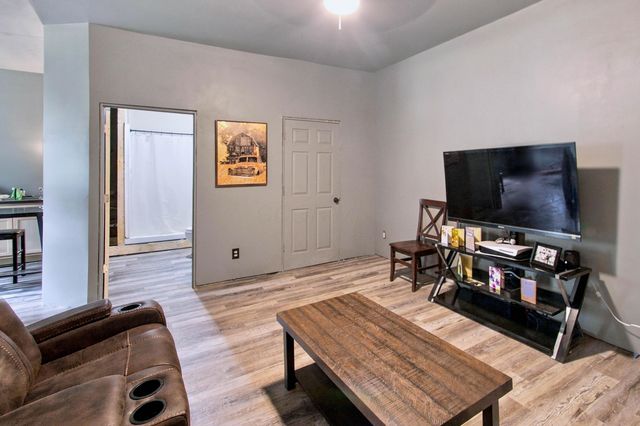 2611 Bethel Road, Columbus, OH 43220