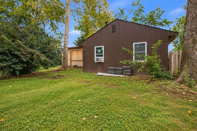 2611 Bethel Road, Columbus, OH 43220