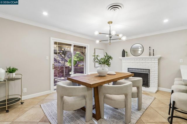 143 Montana Dr, Danville, CA 94526