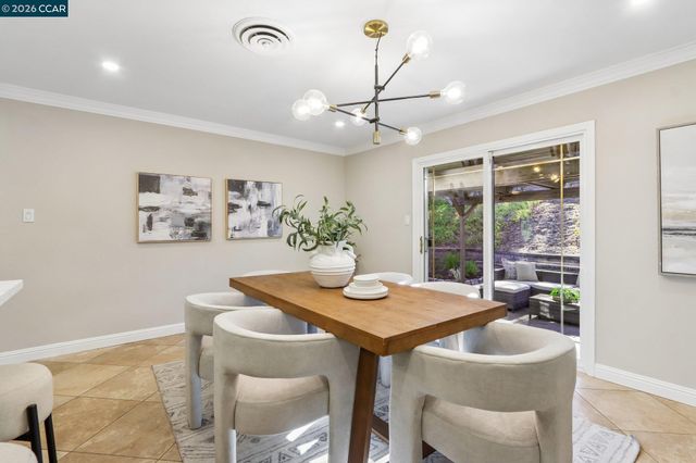 143 Montana Dr, Danville, CA 94526