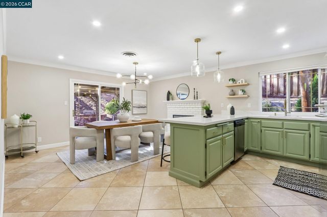 143 Montana Dr, Danville, CA 94526