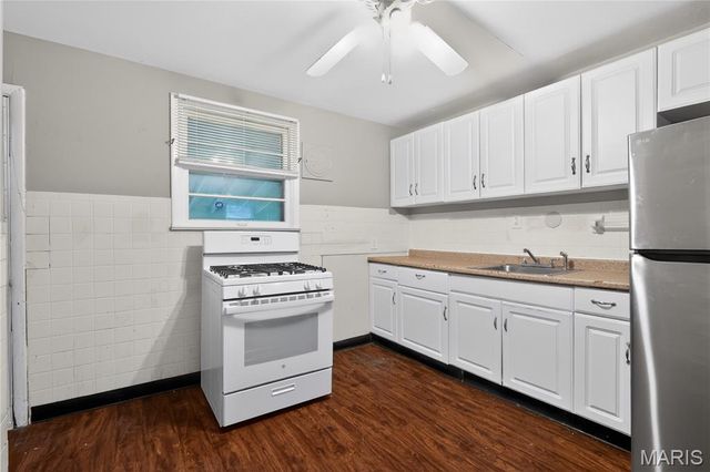 236 Forestwood Drive, St Louis, MO 63135