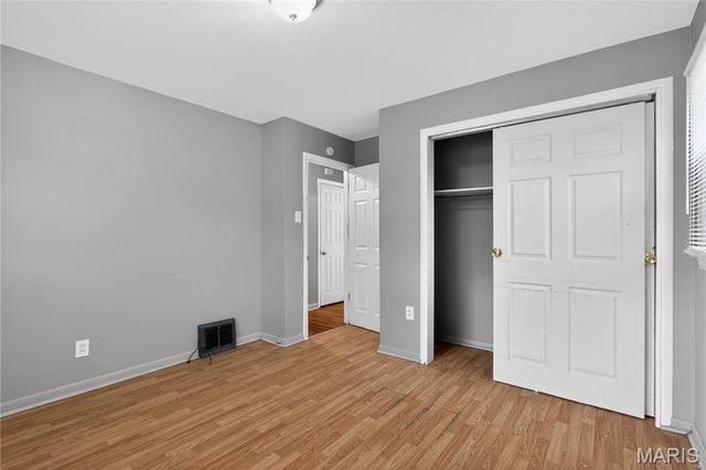 236 Forestwood Drive, St Louis, MO 63135