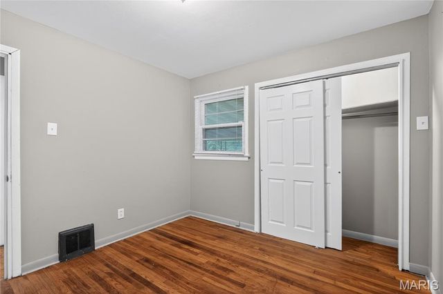 236 Forestwood Drive, St Louis, MO 63135