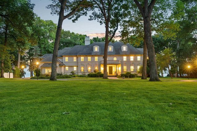 565 Illinois Avenue, Green Lake, WI 54941