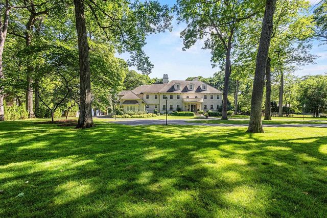565 Illinois Avenue, Green Lake, WI 54941