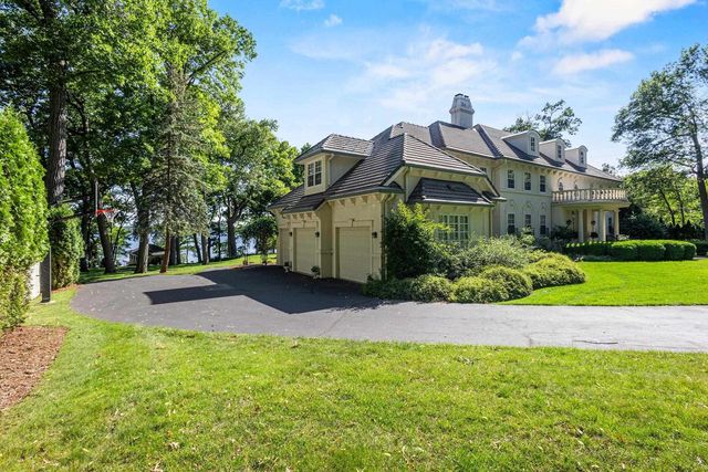 565 Illinois Avenue, Green Lake, WI 54941
