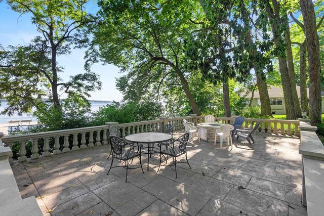 565 Illinois Avenue, Green Lake, WI 54941