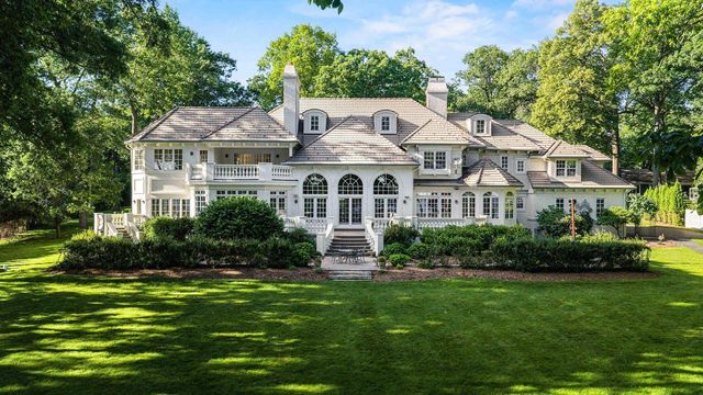 565 Illinois Avenue, Green Lake, WI 54941