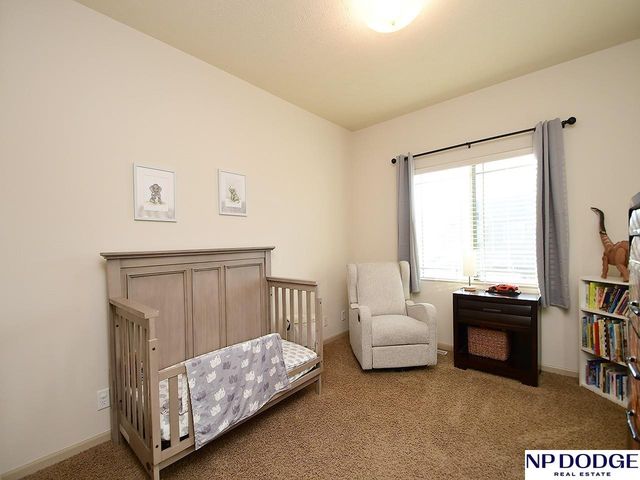 16304 Browne Street, Omaha, NE 68116