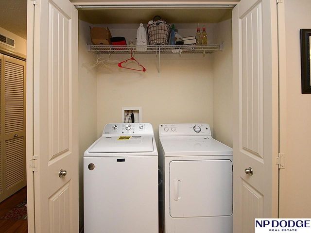 16304 Browne Street, Omaha, NE 68116