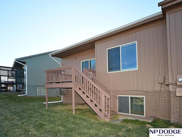 16304 Browne Street, Omaha, NE 68116