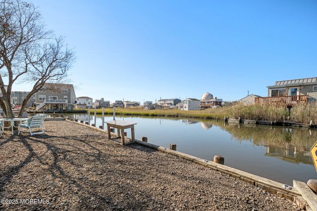 1255 W Mallard Drive, Manahawkin, NJ 08050