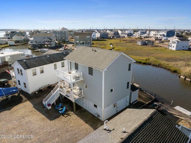 1255 W Mallard Drive, Manahawkin, NJ 08050