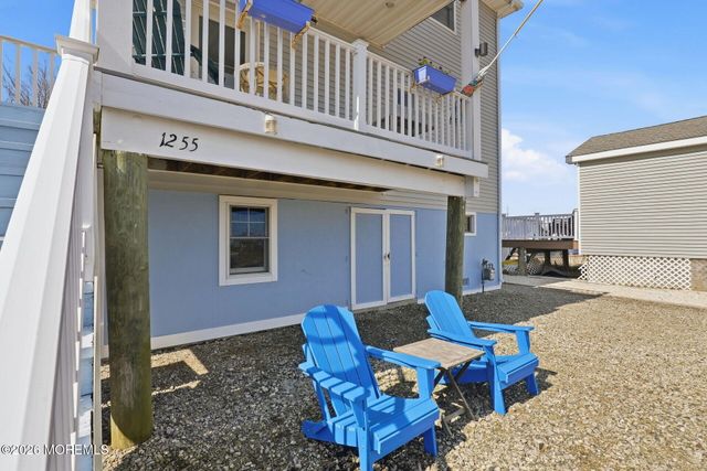 1255 W Mallard Drive, Manahawkin, NJ 08050