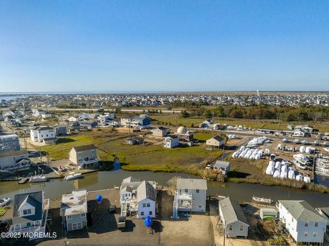 1255 W Mallard Drive, Manahawkin, NJ 08050