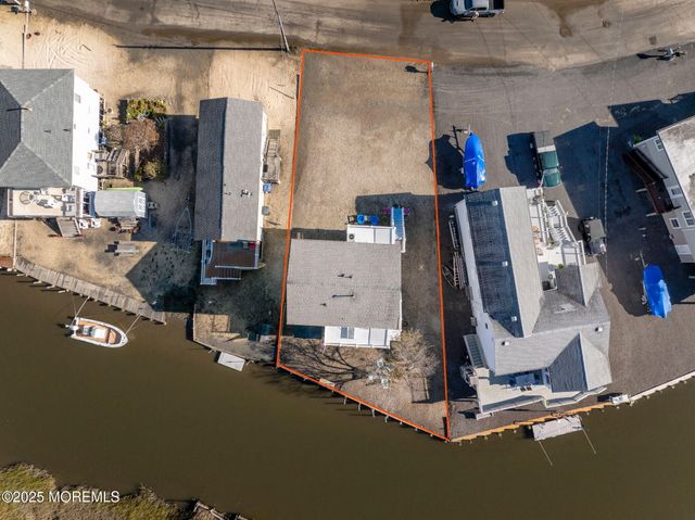 1255 W Mallard Drive, Manahawkin, NJ 08050