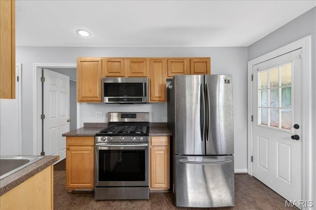 5827 W Park Avenue, St Louis, MO 63110