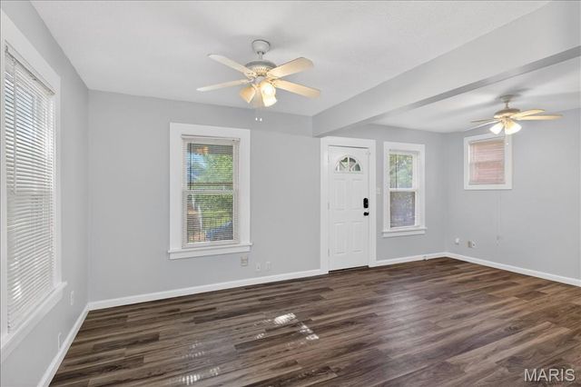 5827 W Park Avenue, St Louis, MO 63110