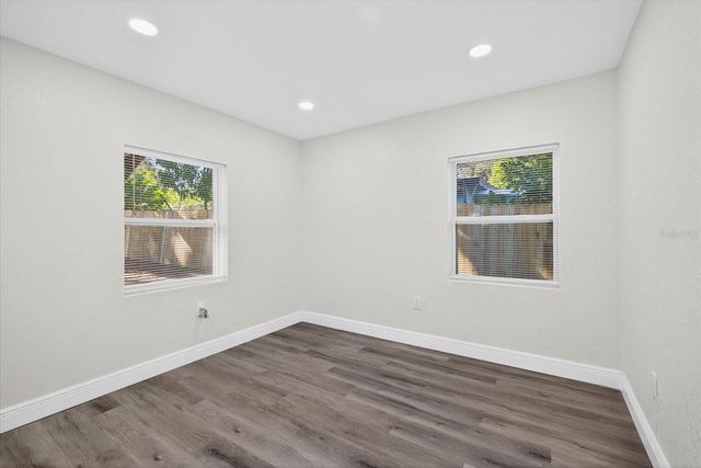 1513 E SLIGH AVENUE, Tampa, FL 33610