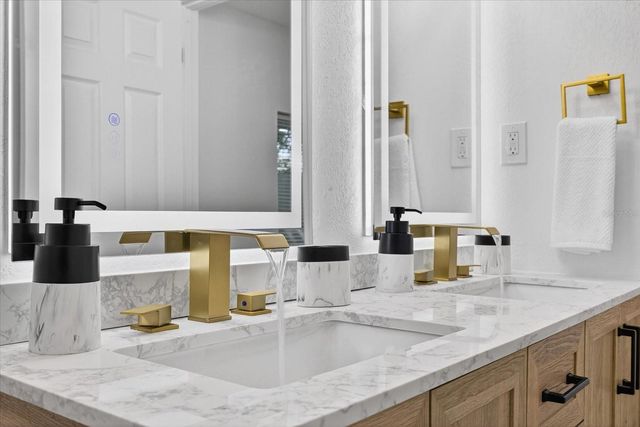 1513 E SLIGH AVENUE, Tampa, FL 33610