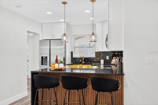 1513 E SLIGH AVENUE, Tampa, FL 33610