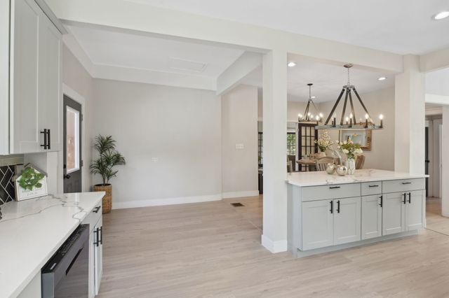 702 GRIFFITH, Terrell, TX 75160