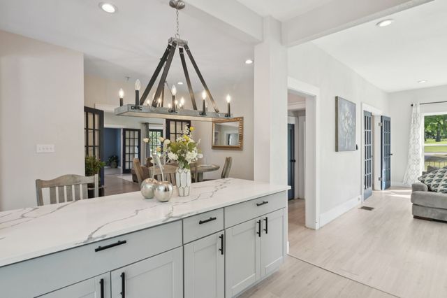 702 GRIFFITH, Terrell, TX 75160