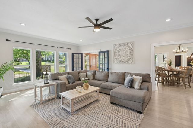 702 GRIFFITH, Terrell, TX 75160