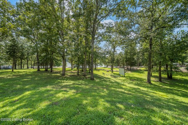 11 Vivienne Trace, Clarkson, KY 42726