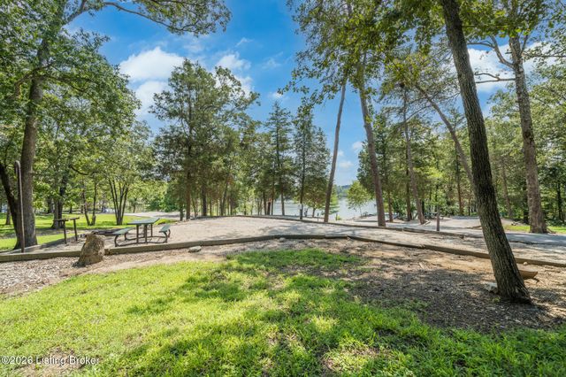 11 Vivienne Trace, Clarkson, KY 42726