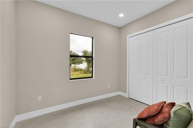 2604 56th ST SW, Lehigh Acres, FL 33976